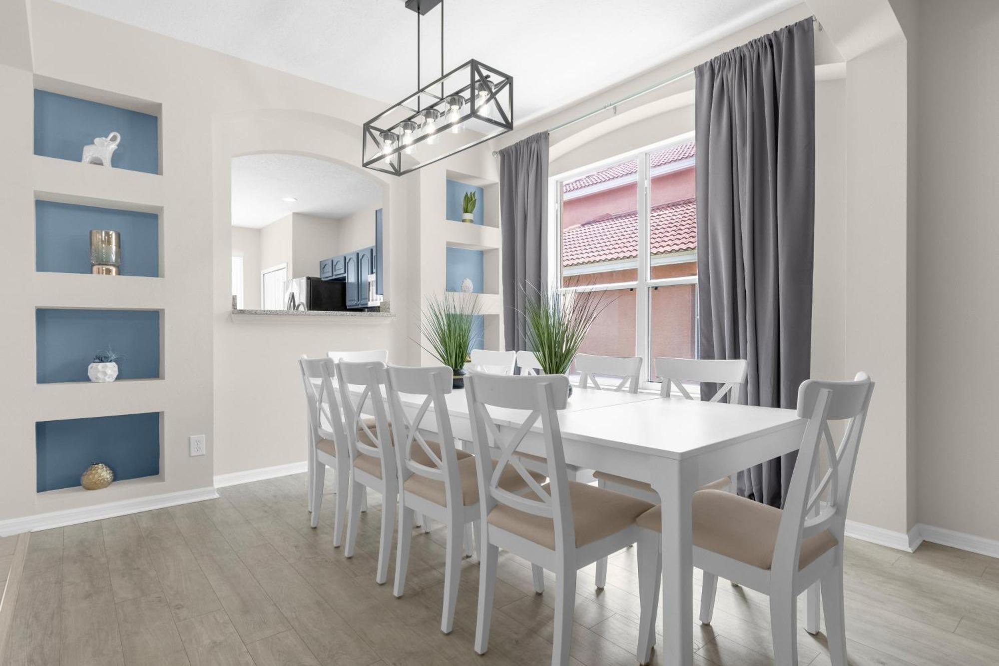 Large Spacious Home W Private Pool & Hot Tub Davenport Exteriör bild