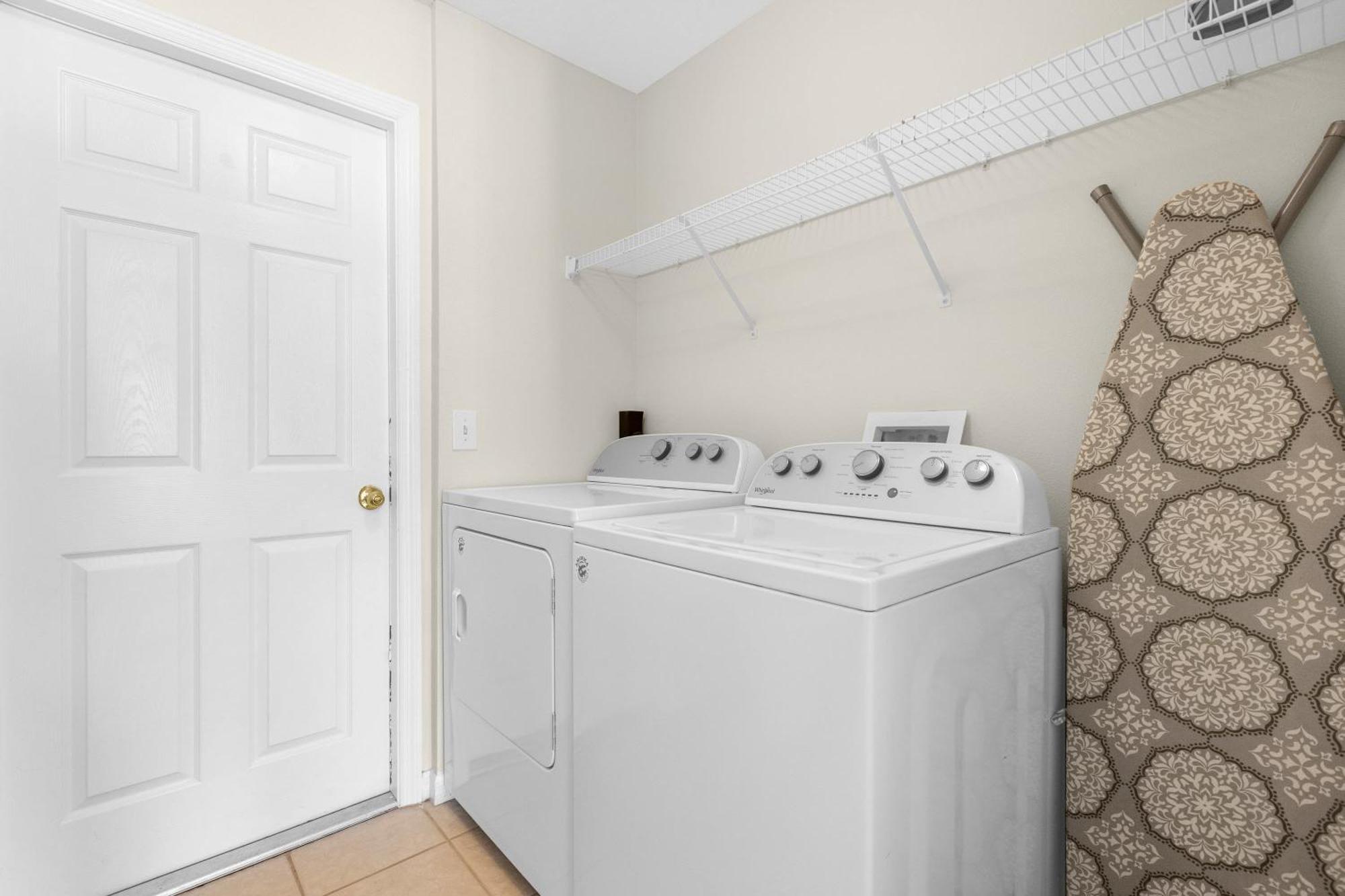 Large Spacious Home W Private Pool & Hot Tub Davenport Exteriör bild